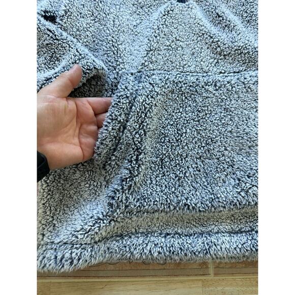 Royal Class Size M Sherpa Fleece Soft 1/4 Zip Gray Pull Over Sweater - Picture 4 of 8